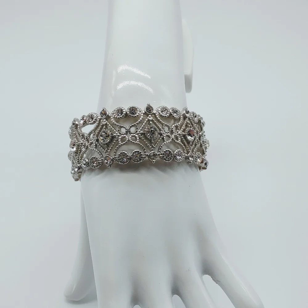 Vintage Rhinestone Silver Tone Metal Filigree Stretch Bracelet - Picture 4 of 7